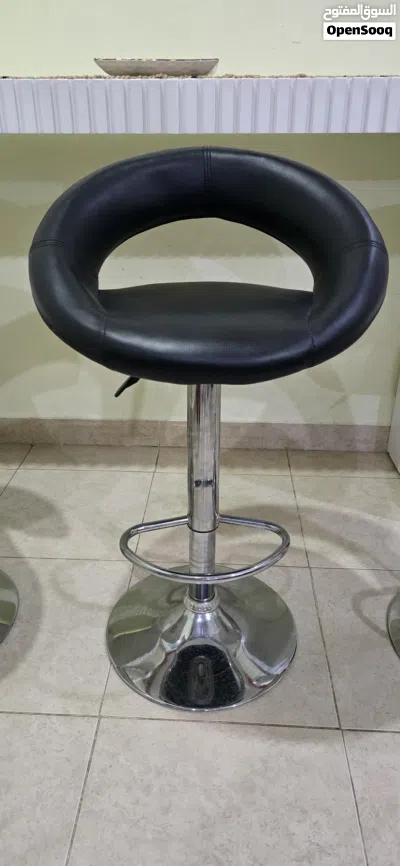 High Table and Chairs 3