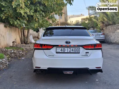 Toyota Camry Sport 3