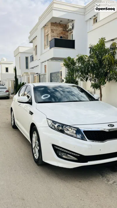 Kia K5 EX 3