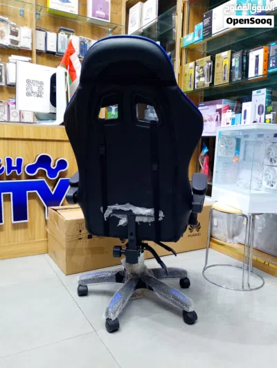 ADLUX Ergonomic Gaming Chair (Black) is designed to provide maximum comfort for gamers, office worke 4