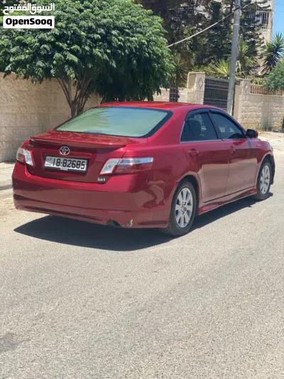 Toyota Camry GLE 3