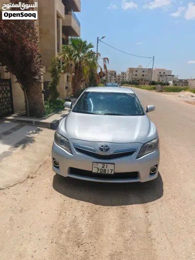 Toyota Camry SE 3
