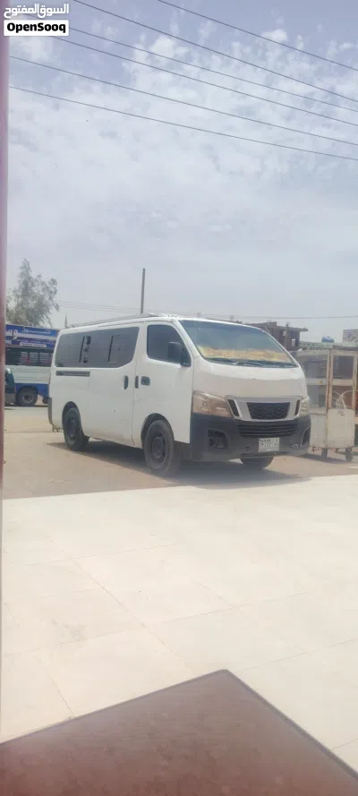 Nissan Urvan 4