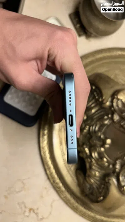 iPhone 16 تركوازي 2