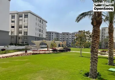 شقة للبيع بمقدم 455الف قسط على 10 سنين فى كمبوند هايد بارك التجمع الخامس - hyde park 4