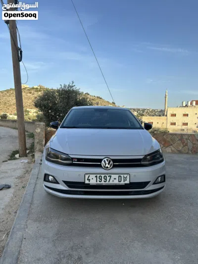 فولكسفاغن بولو R-Line 3