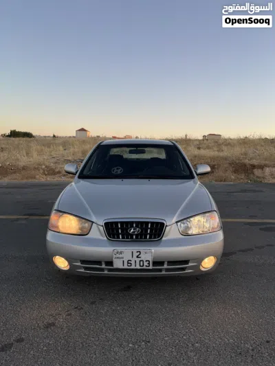 Hyundai Avante Standard 3