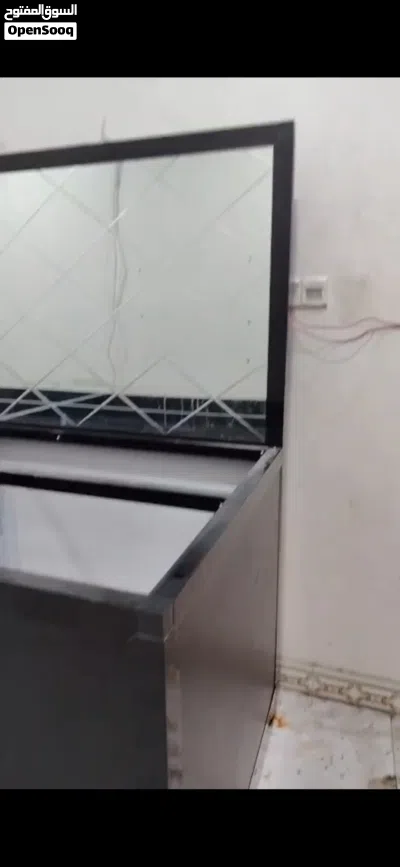 اثاث ميز منوع من صناعة الالمنوم 4