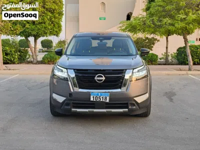Nissan Pathfinder SL 3