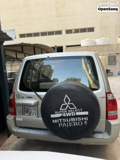 Mitsubishi Pajero Standard 3