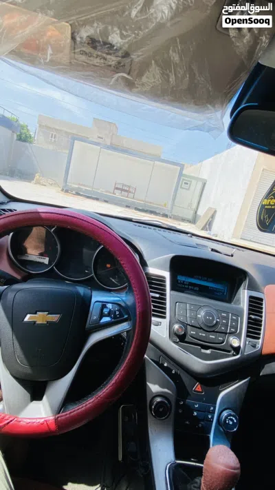 Chevrolet Cruze LS 4