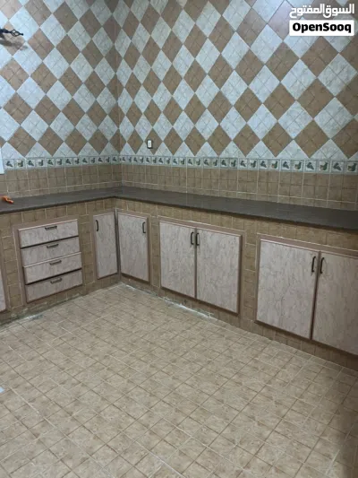 Beautiful small villa in the southern la mawaleh area in excellent location 2