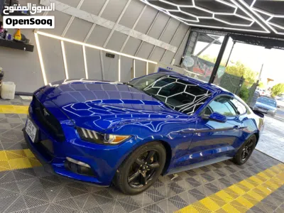 Ford Mustang V6 4