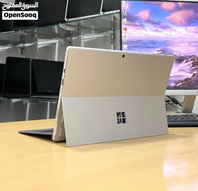 Microsoft Surface pro 5 i5 7th Gen Ram 8GB SSD 256GB Touch Screen 2in1 Window 11 pro 4