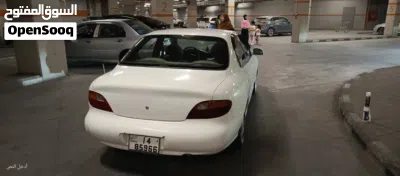 هيونداي افانتي Standard 2