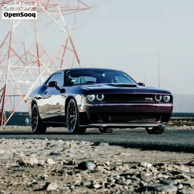 Dodge Challenger SXT Plus 4