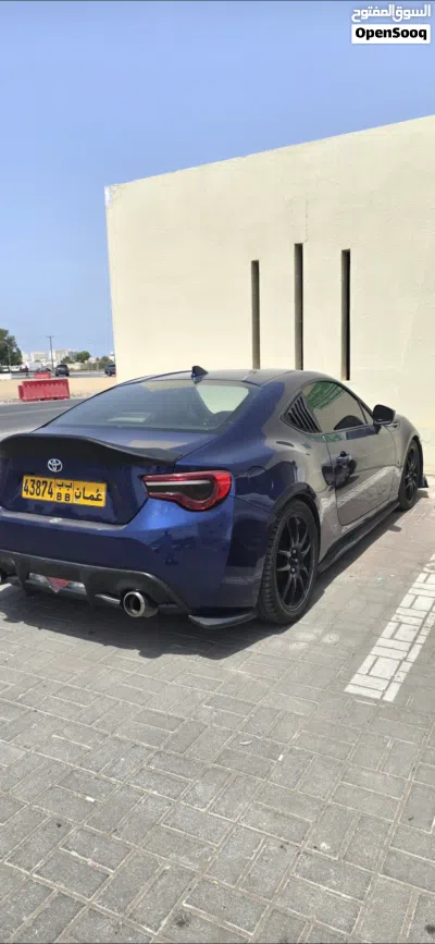تويوتا GT86 Standard 4