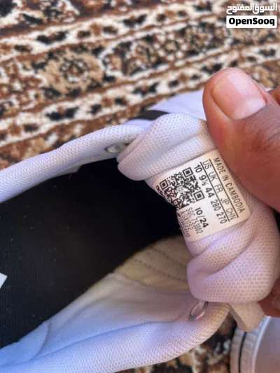 بوط اديداس مستخدم مرات قليله فقط بحال الوكاله 3