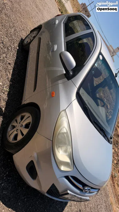 Hyundai i10 Standard 3