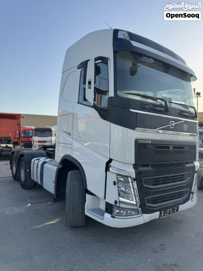 VOLVO 2015 6x4 4