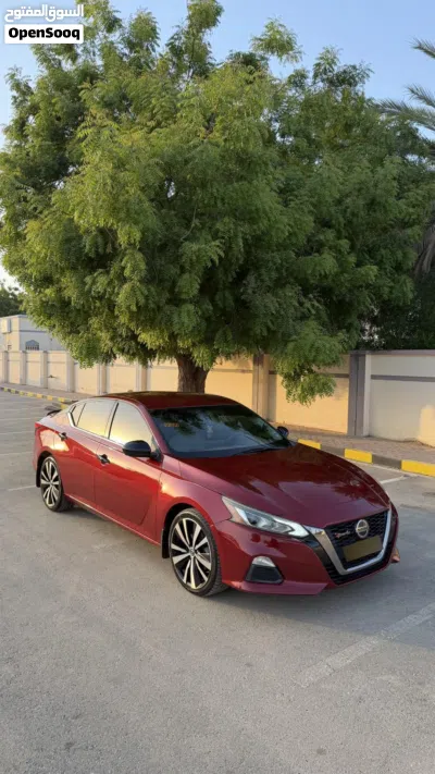 نيسان التيما SR 2