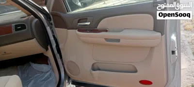 GMC Yukon AT4 3