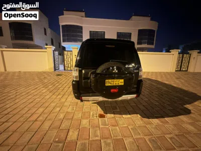 Mitsubishi Pajero Sport Standard 3