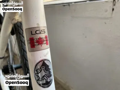 بايسكل كندي من ماركة louis garneau 3
