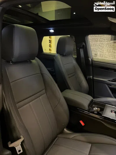 Land Rover Range Rover Evoque R-Dynamic 2