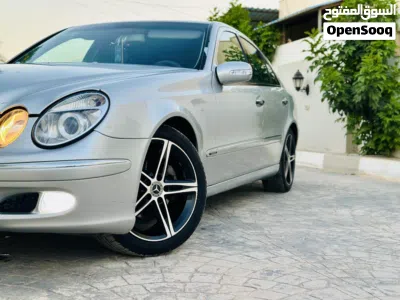 مرسيدس بنز الفئة-E E 240 4
