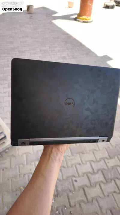 ديل لاتتيود 5470 الغني عن التعريف بمعالج i3 الجيل السادس مع كرت داخلي ورام 8gb وتخزين سريع ssd 256gb 4