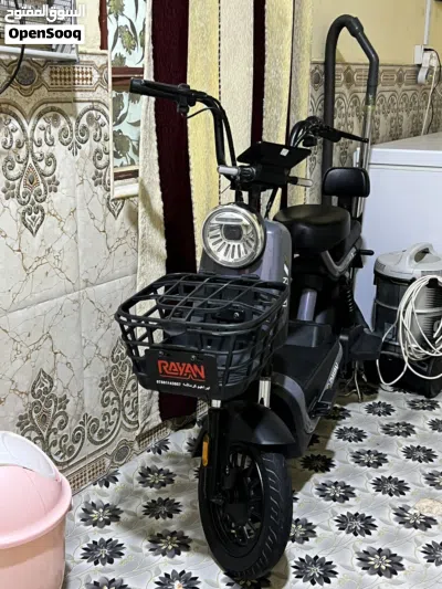 تراجه جديده وحلوه ونضيفه حجم 14 /4 بطاريات 2