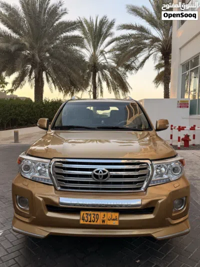 Toyota Land Cruiser VXR 3