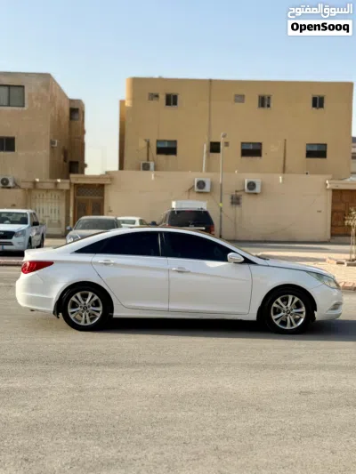 Hyundai Sonata Blue 2
