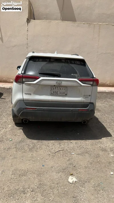 Toyota RAV 4 GXR 3