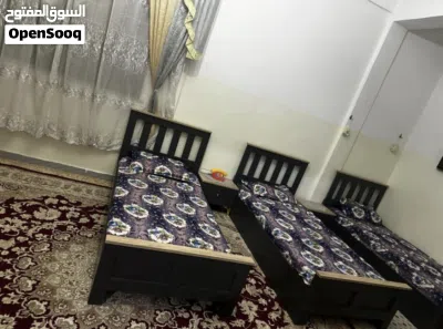 غرفة نوم فرديه شبه جديده 2