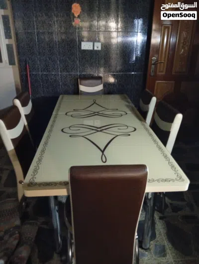 ميز طعام زجاجي 4