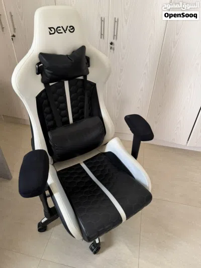 Devo chair barley used 3