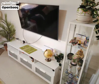 Graceful TV stand + Elegenat Glass Cabinet for Sale 3