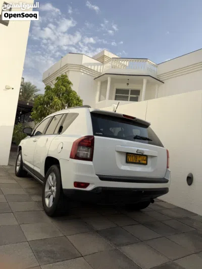 Jeep Compass Standard 3