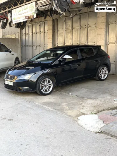 سيات ليون Standard 3