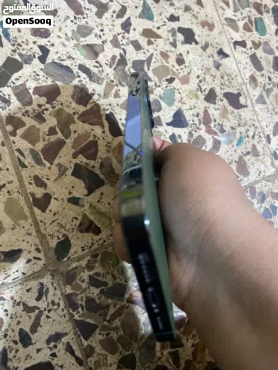 السلام عليكم ايفون 13 برو ماكس للبيع مكفول 2