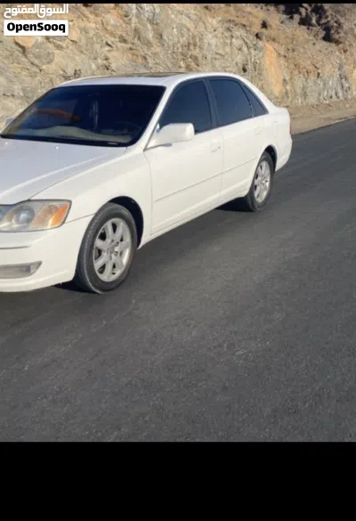 تويوتا افالون XLE 2