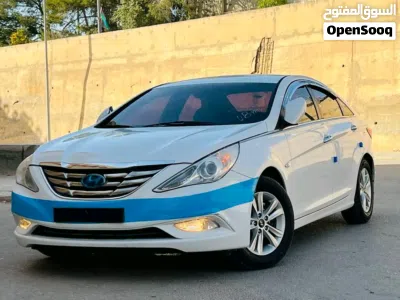 Hyundai Sonata Limited 4