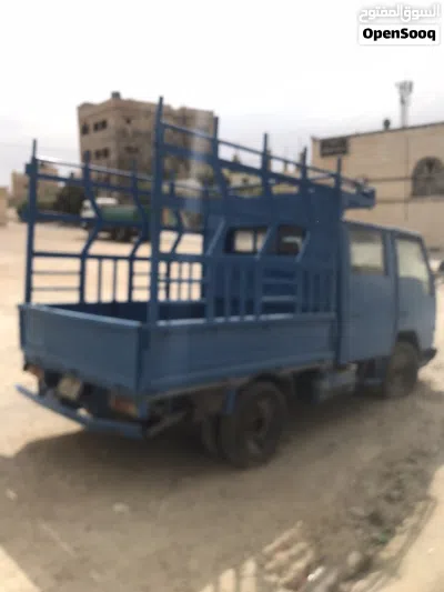 Mitsubishi Canter 2