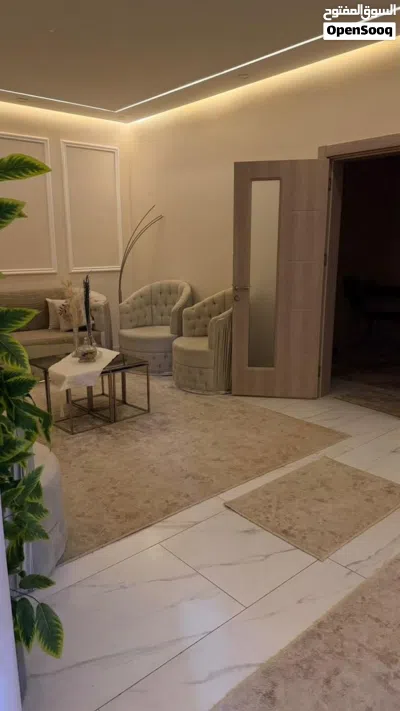 شقه للايجار في فنيسيا 3