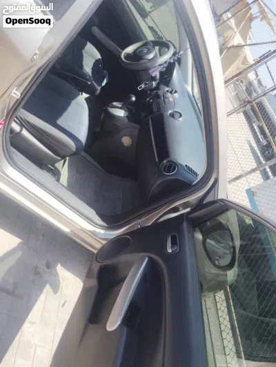 Mazda 2 Standard 2