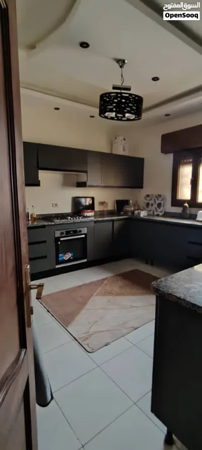 شقة للبيع في باب بن غسير في عمارات الاستثمار 4