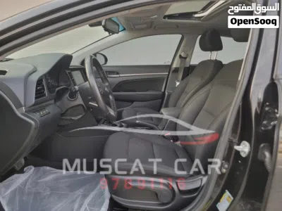 Hyundai Elantra SEL 2