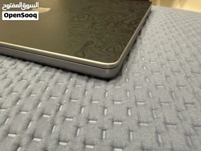 M2 MacBook pro 14" 2